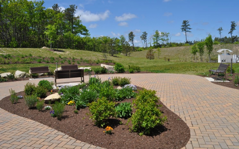 Canal Bluffs garden and seating area