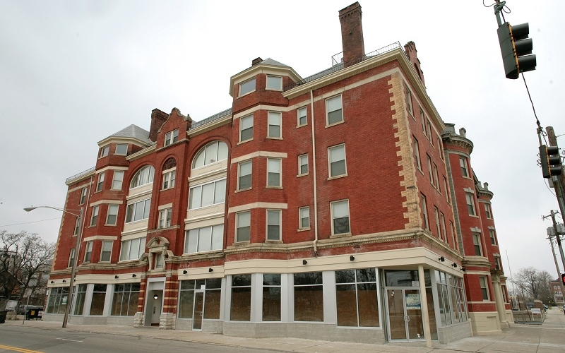 Burnet Place Apartments | Preservation of Affordable Housing - Chicago