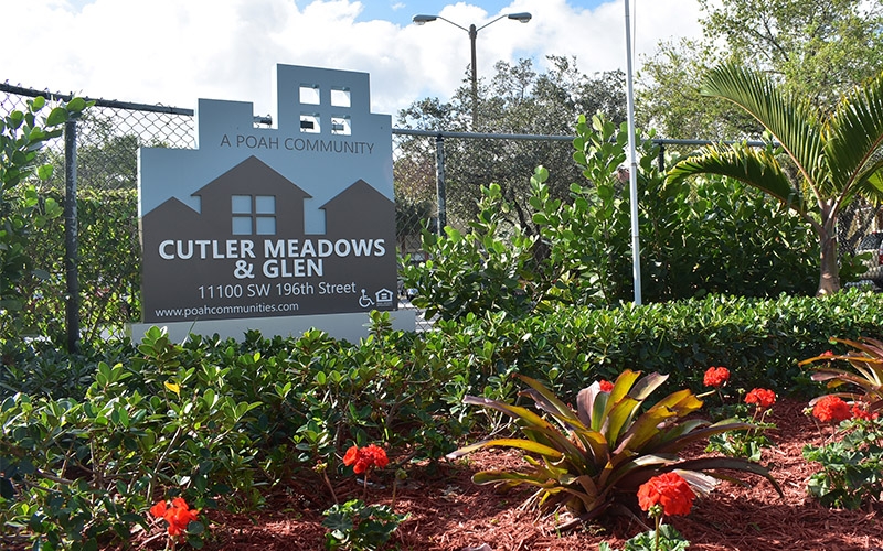 Cutler Meadows Glen Apartment welcome sign