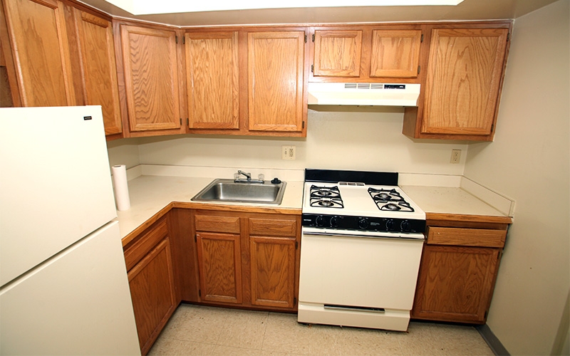 Garfield Hills apartment kitchen