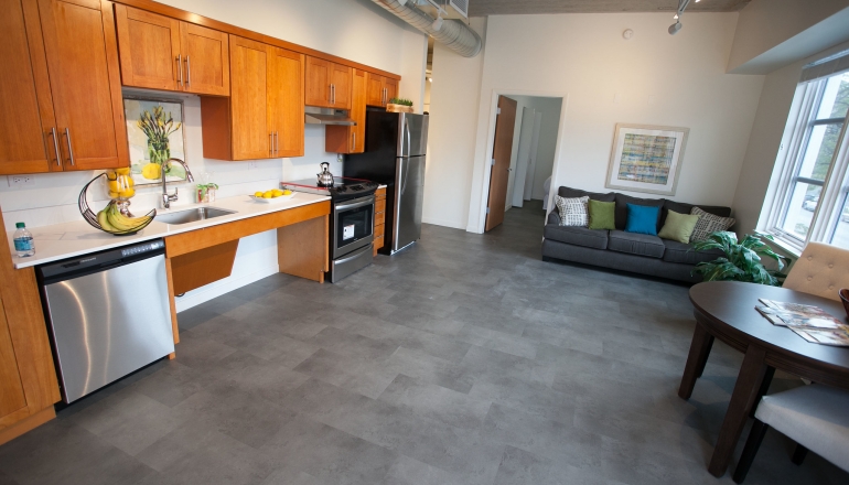 Kitchen/Livingroom